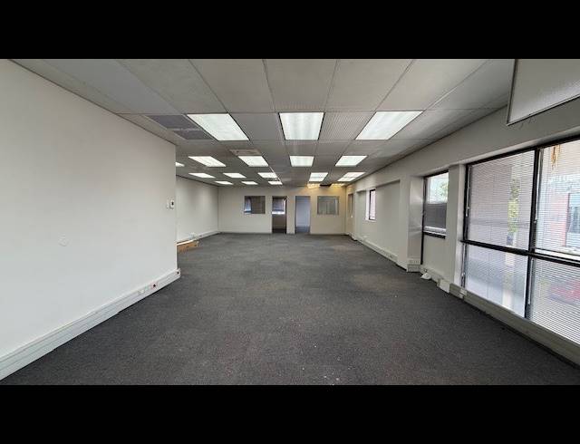 249M² OFFICE TO LET IN UMGENI BUSINESS PARK